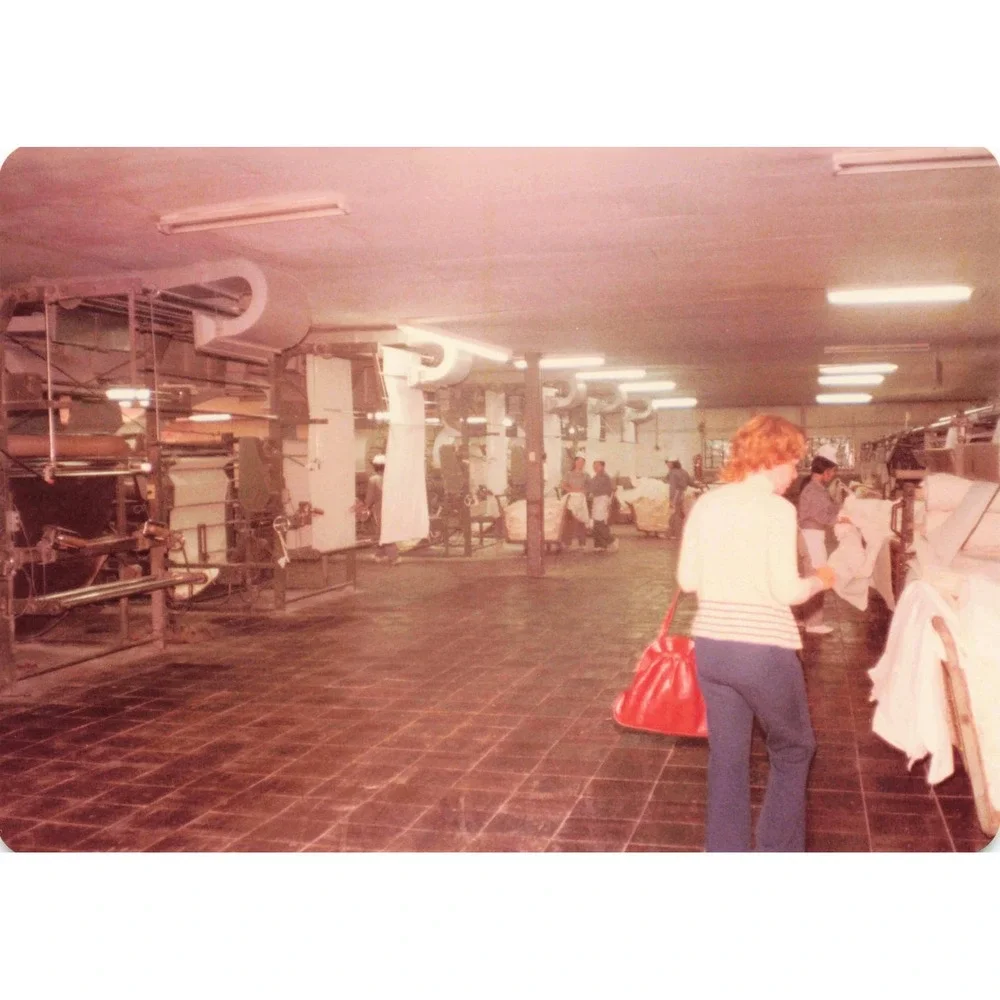 15 Vintage 1970s Korea Textile Mill Factory Photos Looms Workers USAF Tour - Picture 6 of 15